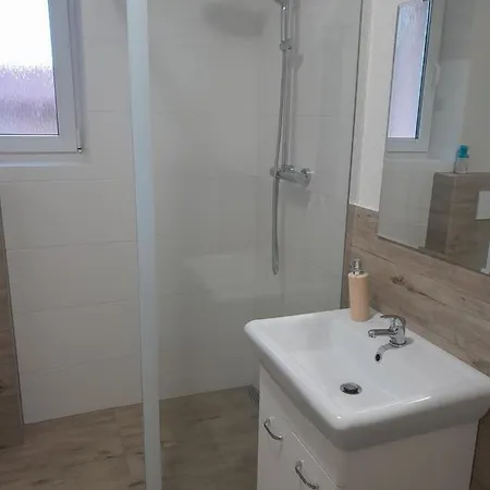 Apartmany Liska Svaty Kriz Zewnętrze zdjęcie